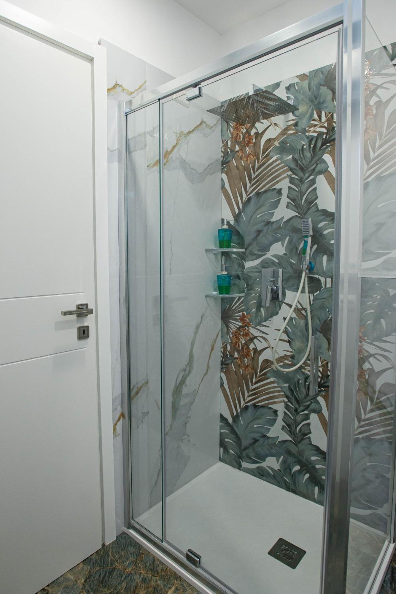 Cademari Apartamento Génova Exterior foto